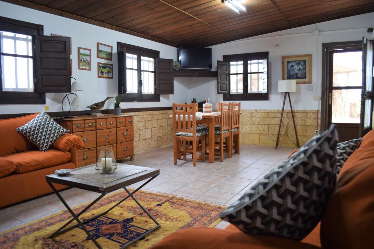Lo Maset De Laura Villa Amposta Exterior photo